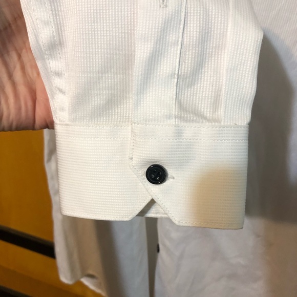 NWT Zara Long Sleeve White Cotton Button Down Shirt in Size Large - Picture 6 of 6